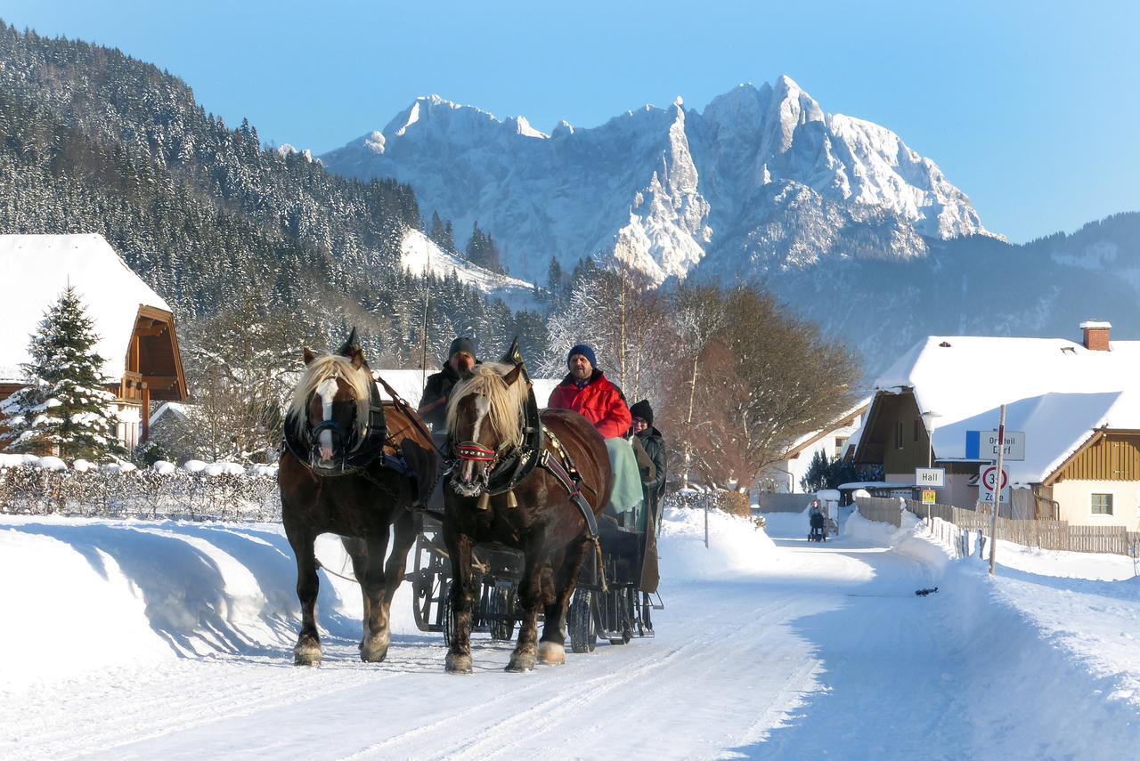 Landgasthof Buchner Admont Bagian luar foto