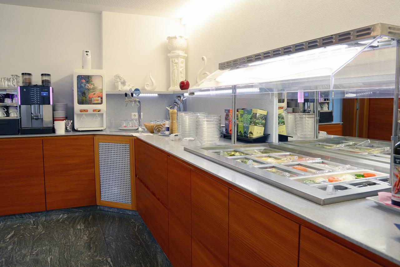 Landgasthof Buchner Admont Bagian luar foto